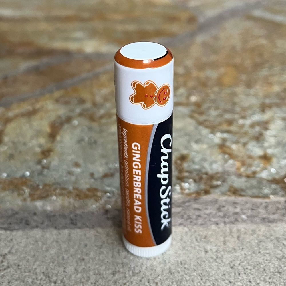 RARE Discontinued Sealed Chapstick Gingerbread Kiss NWT Holiday Christmas htf